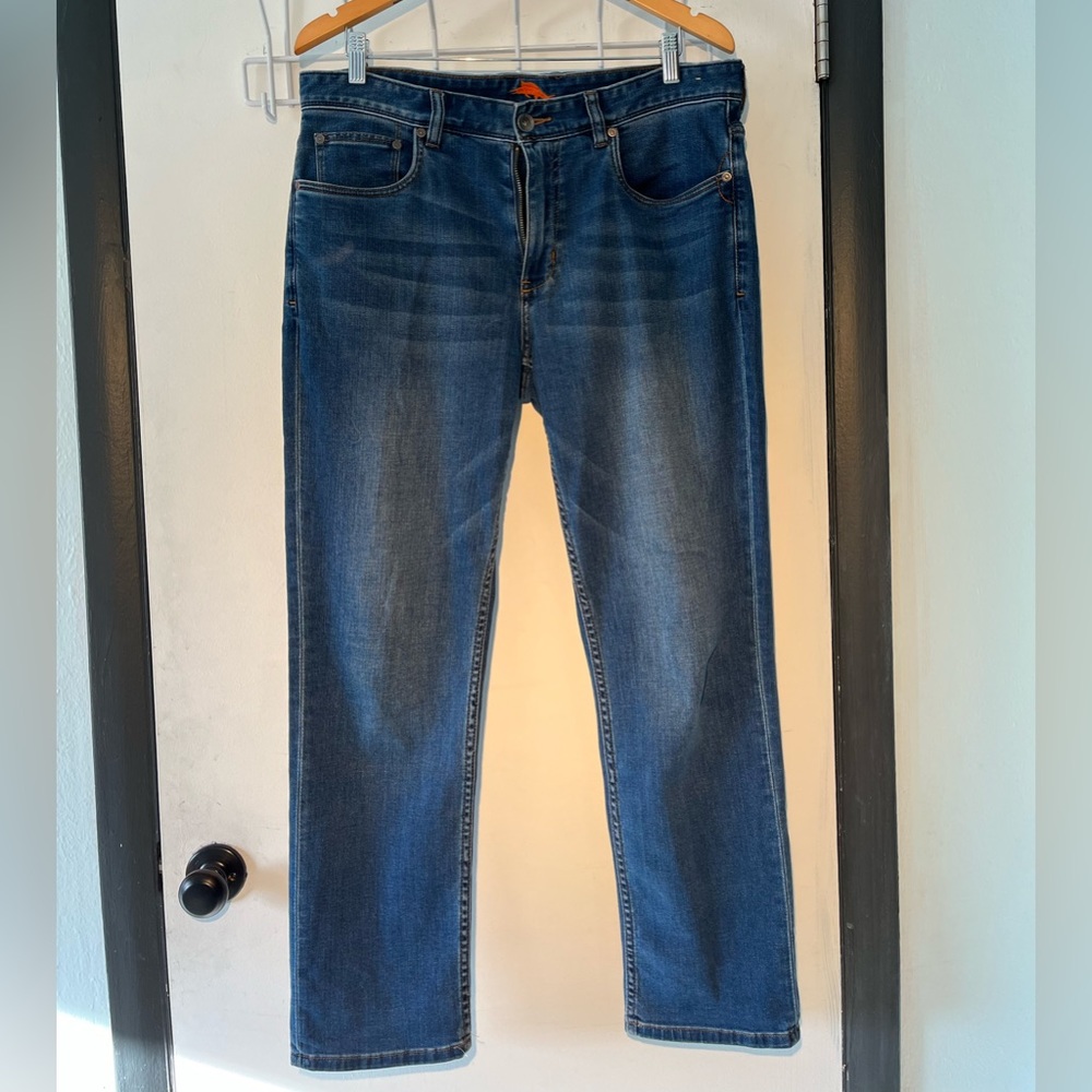 Tommy Bahama Boracay Jeans. 33X30.